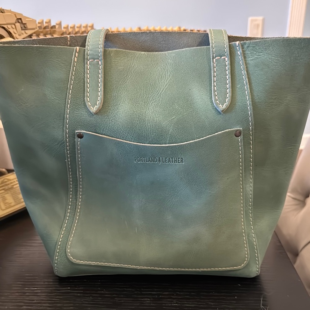 Portland Leather Cucumber Juliette Tote